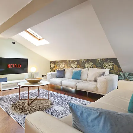 3 Seasons On Villa *